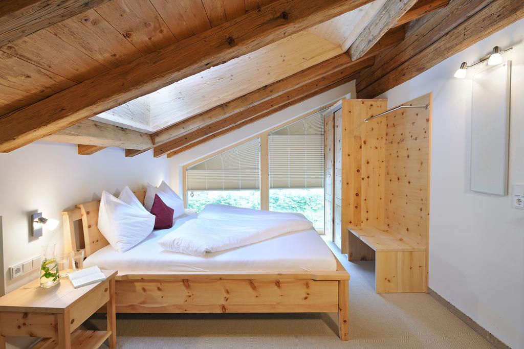 Ur-Natur Appartements 마리아알름암스타이너르넨미어 객실 사진