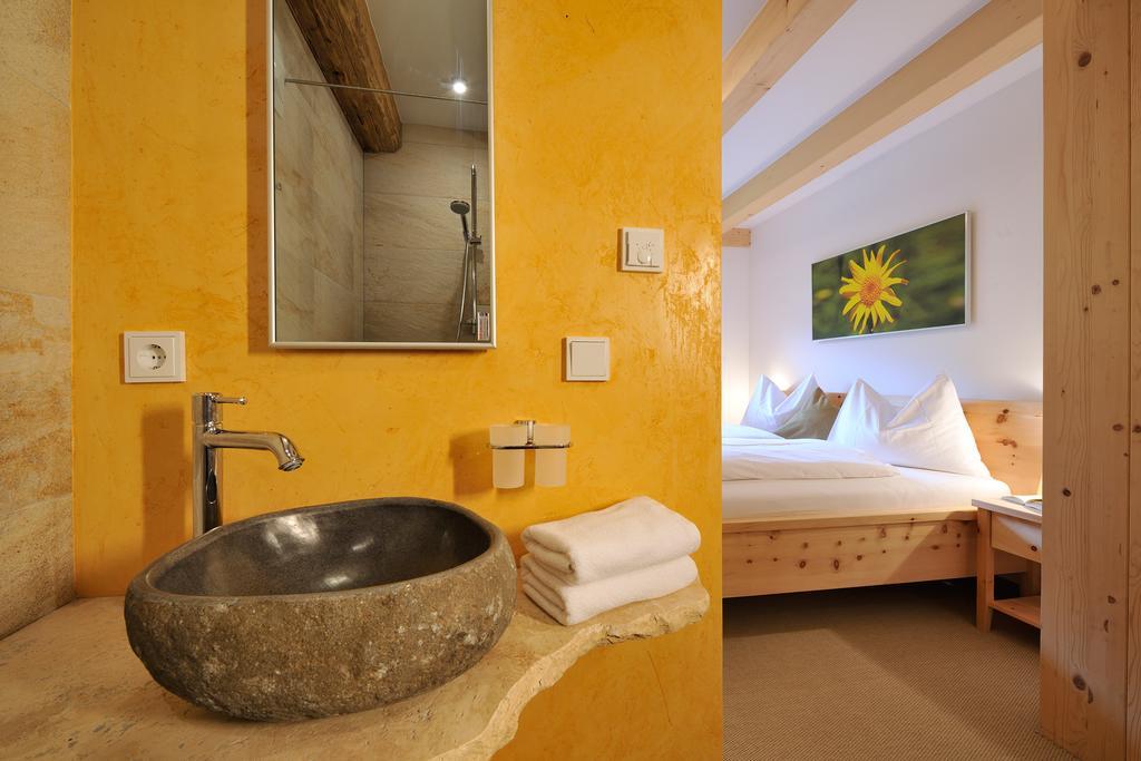 Ur-Natur Appartements 마리아알름암스타이너르넨미어 외부 사진